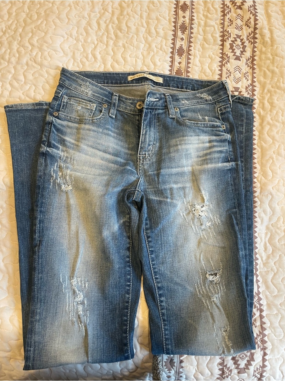 Big Star Women’s Faded Blue Boot-Leg Jeans - Picture 2 of 5